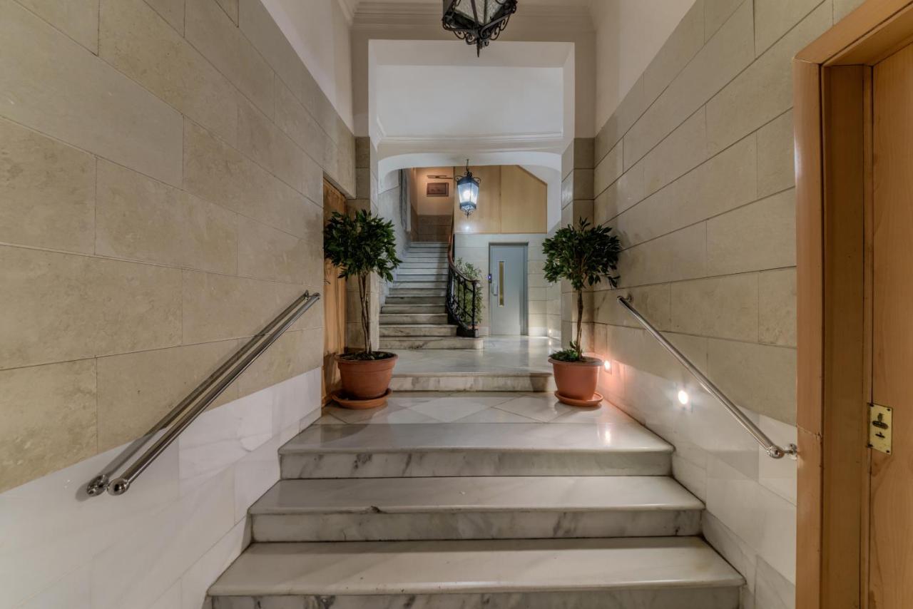 Holidays2Malaga Old Town Apartment ภายนอก รูปภาพ
