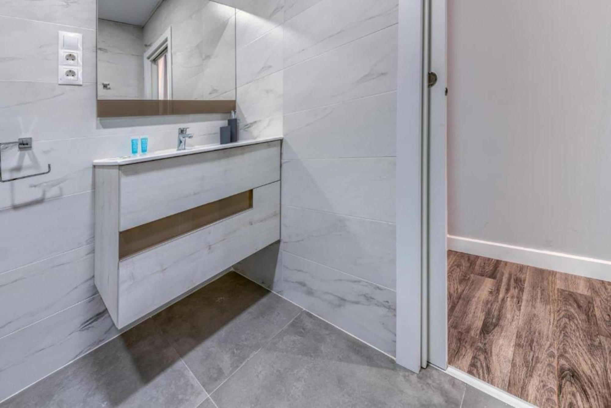 Holidays2Malaga Old Town Apartment ภายนอก รูปภาพ
